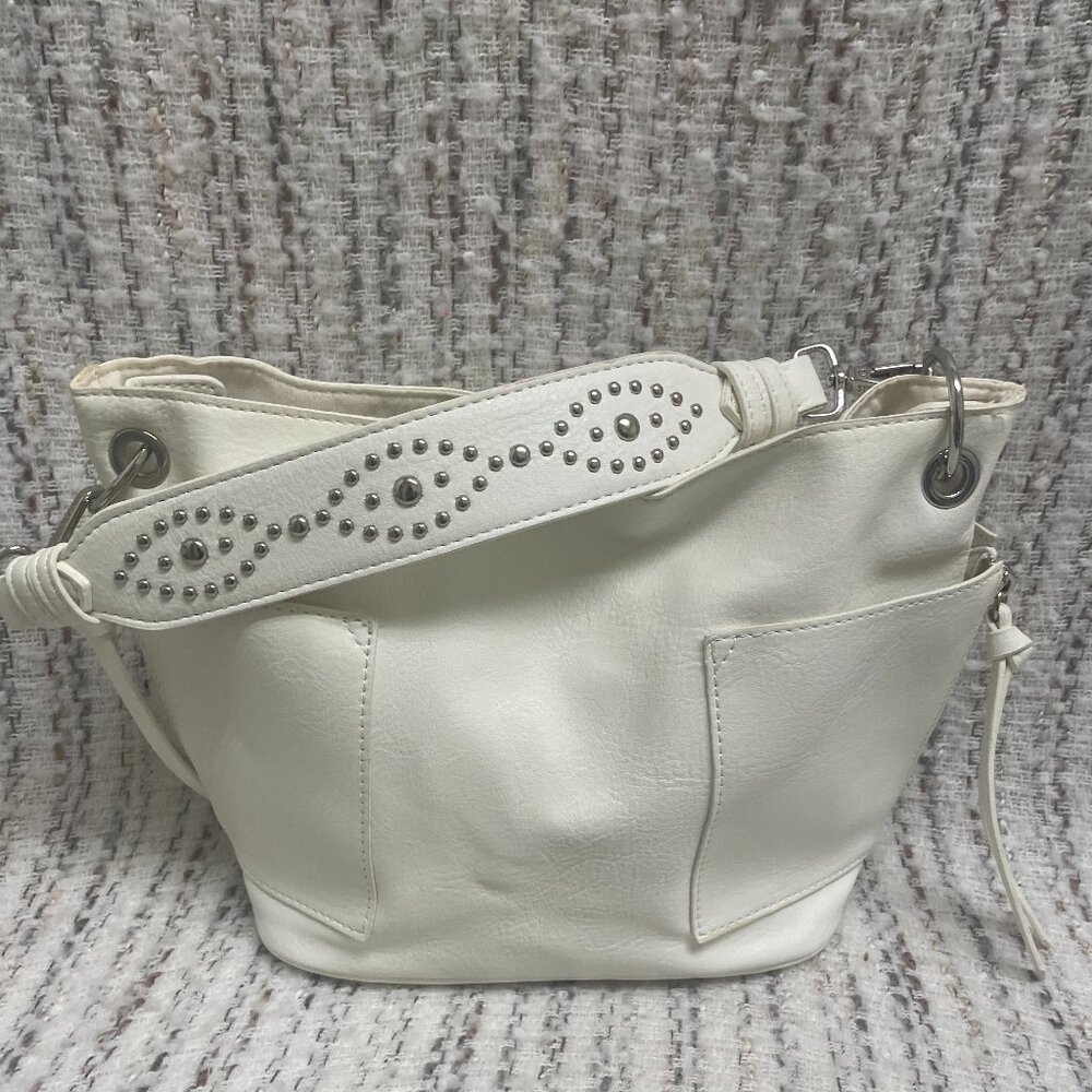 Steve Madden Medium Size Cream Color Faux Leather Bag w/Silver Accents